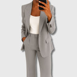 Victoria - Femme Tailored Suit | Édition Limitée